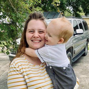 Meet your Posher, Hannah